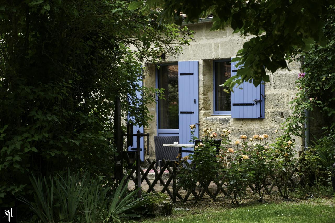 Chambres D'Hotes Les Delices De La Roche Louresse-Rochemenier ภายนอก รูปภาพ
